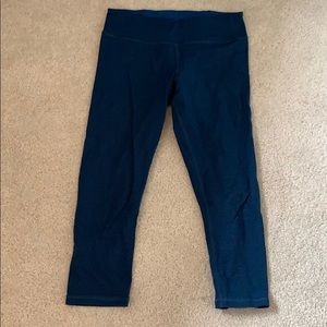 Navy and black striped cropped leggings!